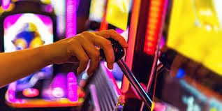 gt77